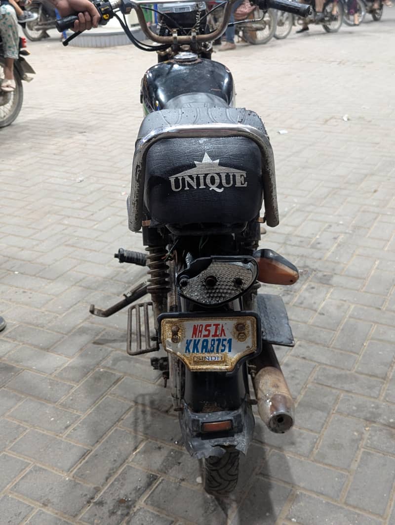 UNIQUE CD 70 2