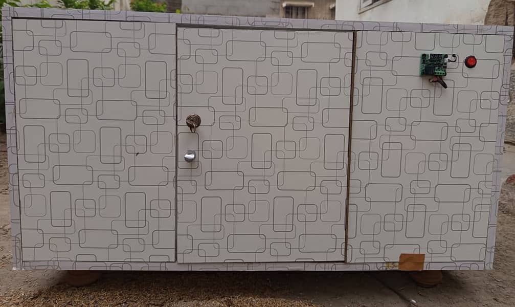 Automatic/ Temperature Control Brooding Machine/ Chicken Brooder 1