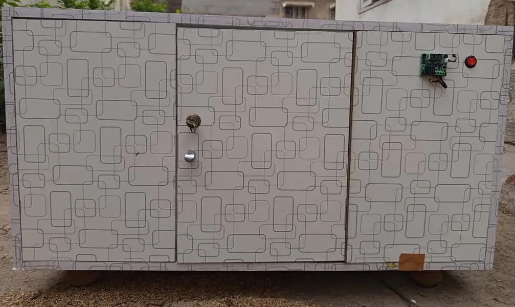 Automatic/ Temperature Control Brooding Machine/ Chicken Brooder — photo 2