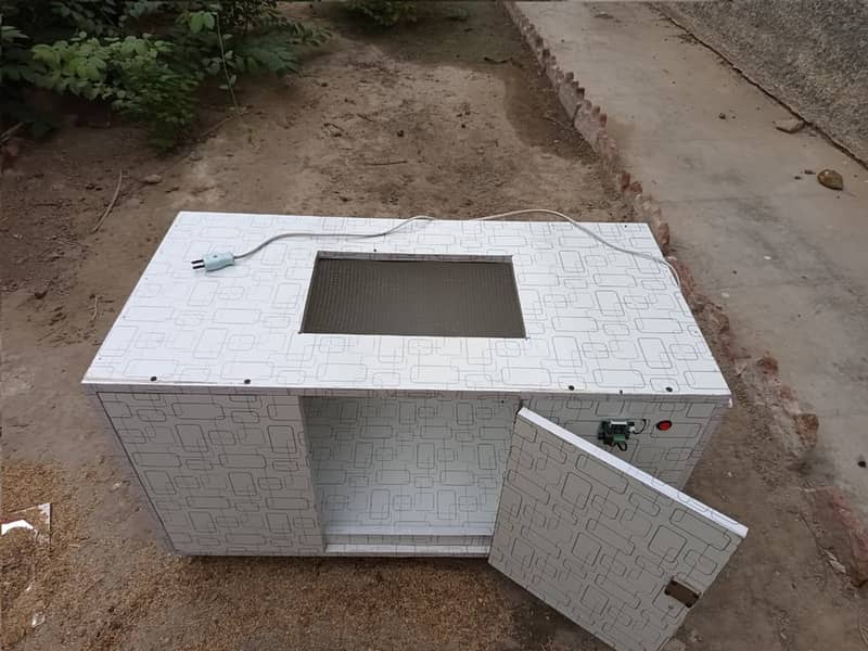 Automatic/ Temperature Control Brooding Machine/ Chicken Brooder 6