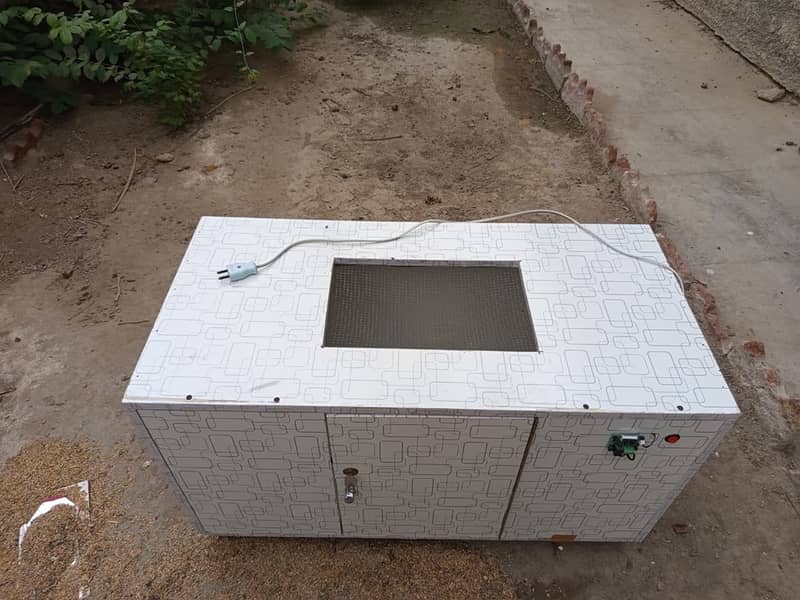 Automatic/ Temperature Control Brooding Machine/ Chicken Brooder 7
