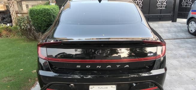 Hyundai Sonata 2023 in lush condition