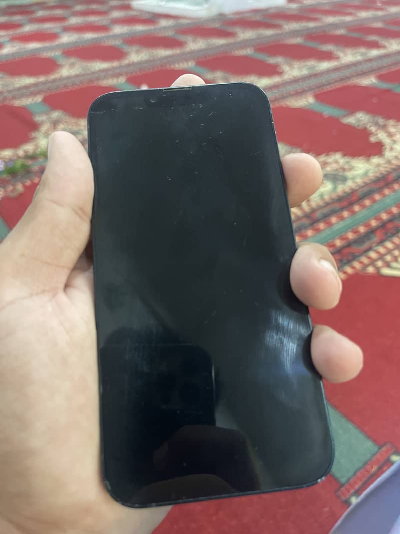 Apple iPhone 13 1