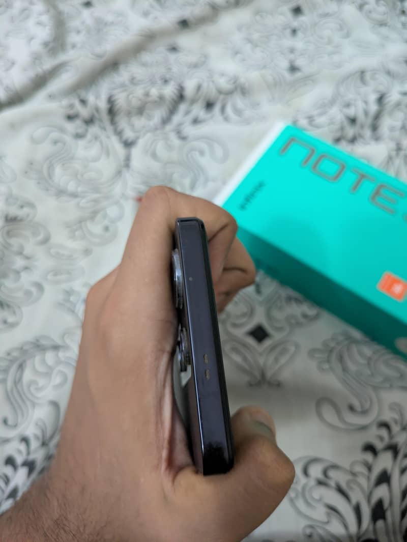 Infinix Note 30 4
