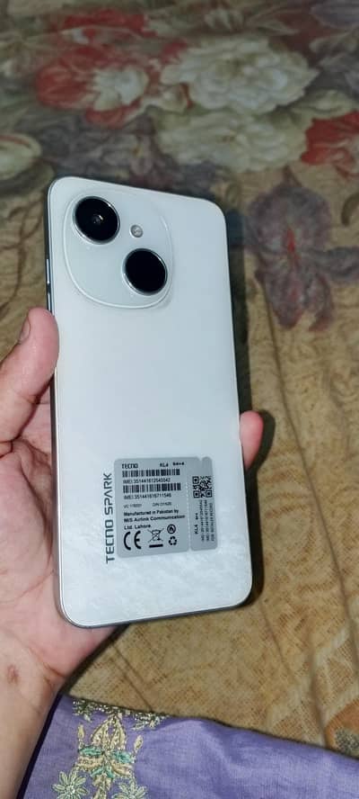 Tecno Spark Go 1