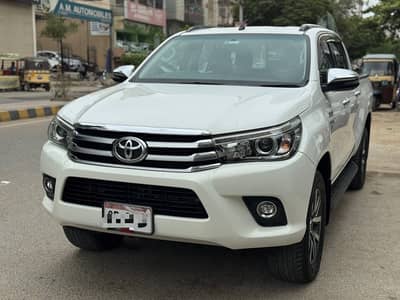 Toyota Hilux Revo V 2018