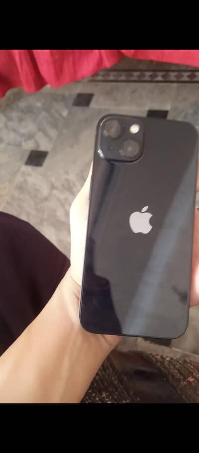 Apple iPhone 13