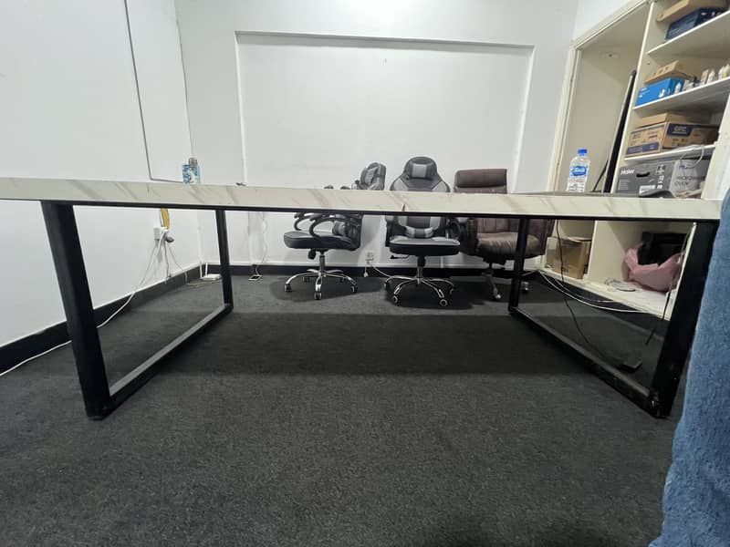 Cubicles + Conference table 2