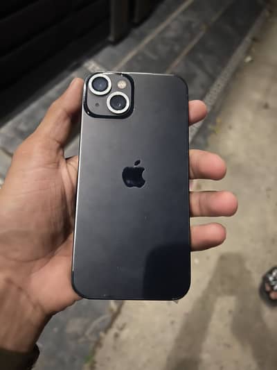 Apple iPhone 13