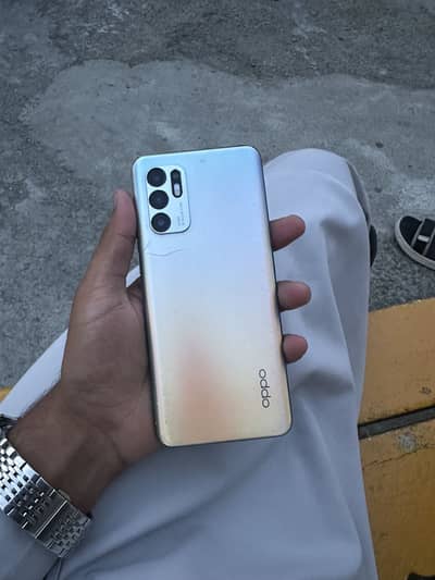 OPPO Reno 6