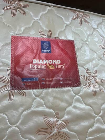 Diamond Supreme King size Mattress 4" thick  new  7 y Valid Warranty