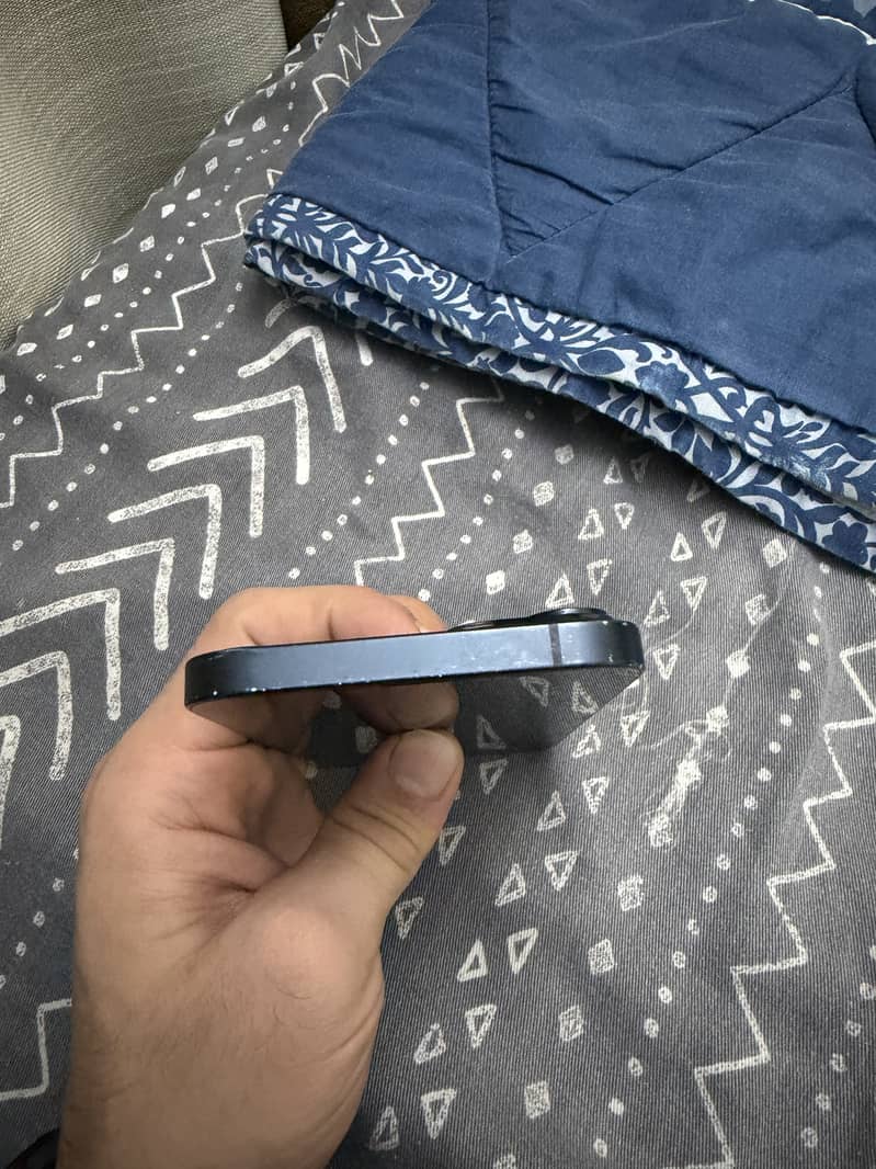 Apple iPhone 14 plus 2
