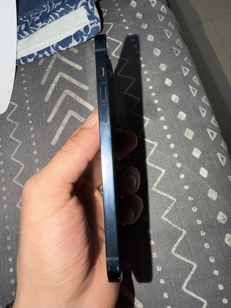 Apple iPhone 14 plus 10
