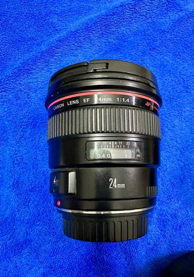 Canon EF 24mm