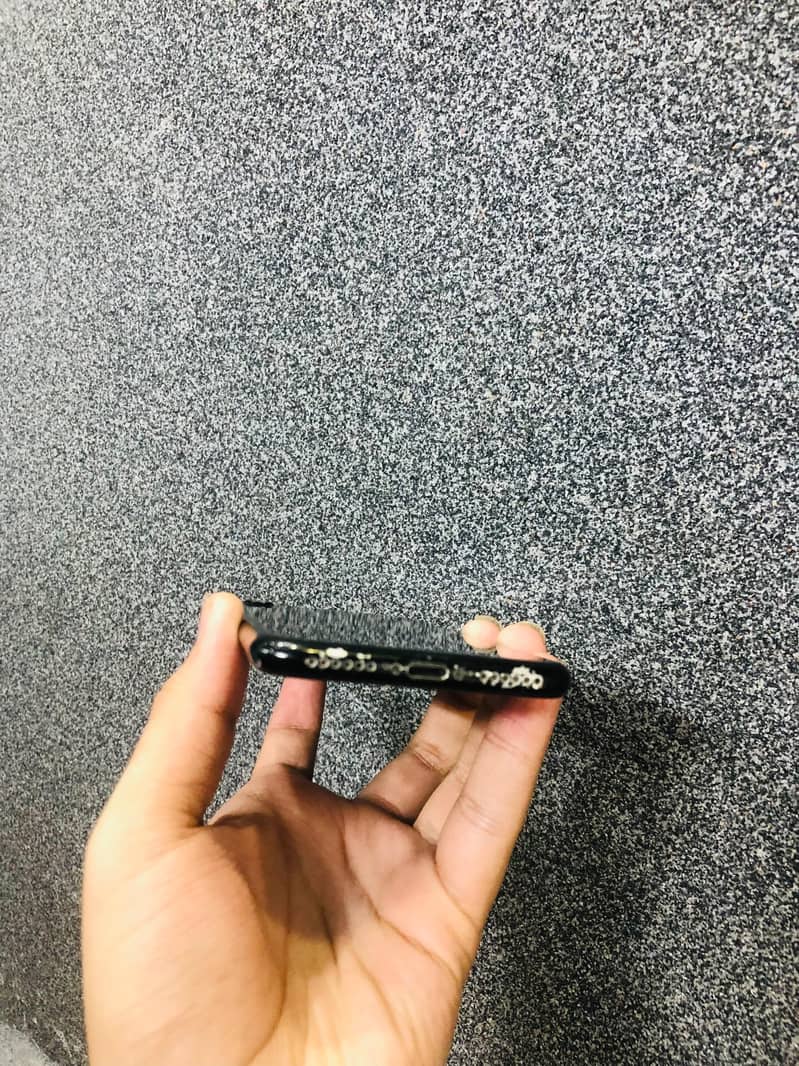 Apple iPhone 7 4