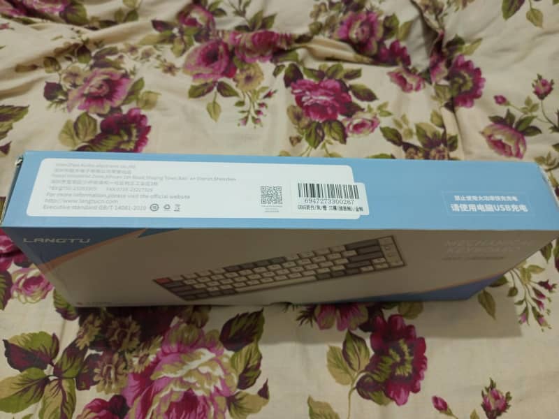 Tri Mode Mechanical Keyboard (Wireless+Bluetooth+Wired) 0