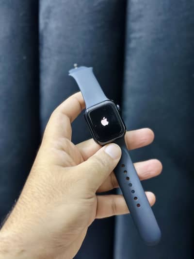 Apple watch series 9 41MM Health 98% Brand new