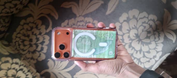 Apple iPhone XR convert 17 Pro