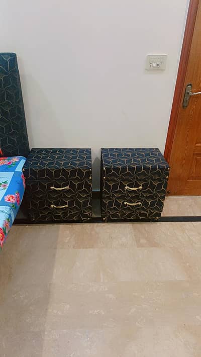 double bed with 2 side table like a new just 2 weeks use