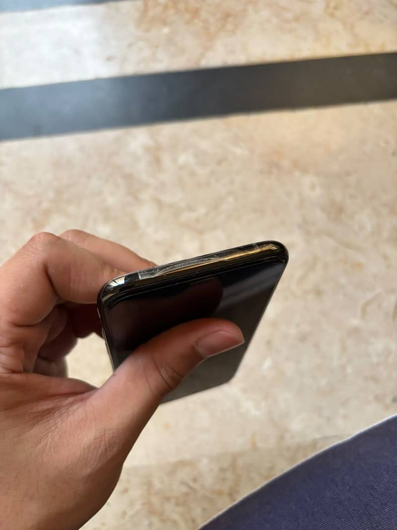 Apple iPhone X 1
