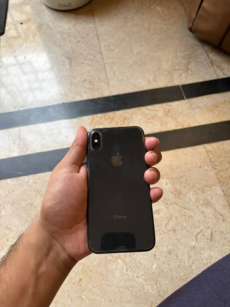Apple iPhone X 3