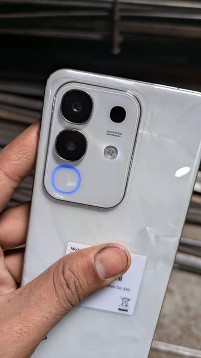 Vivo Y29