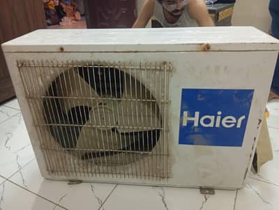 Urgent sale split AC