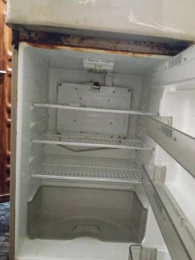 Dawlance 9170WBD Double Door Refrigerator – Excellent Condition