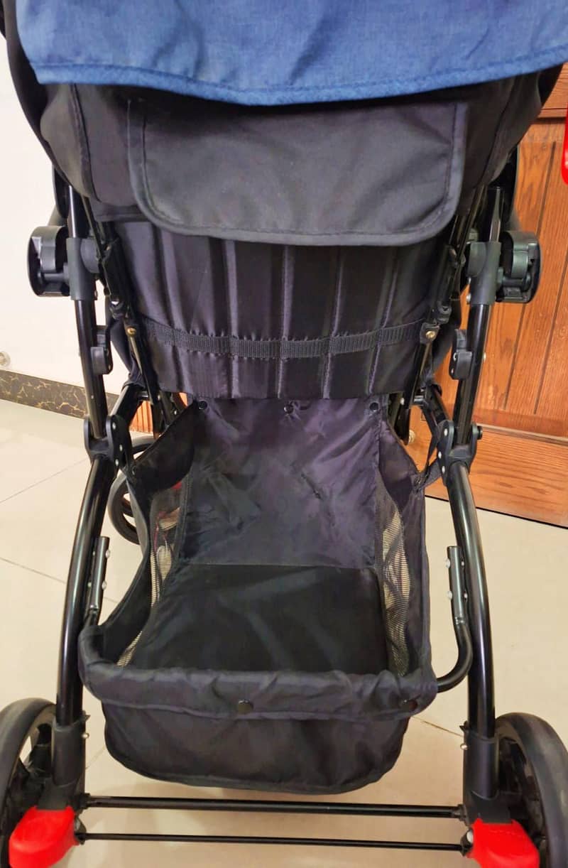 Tinnies Stroller 4