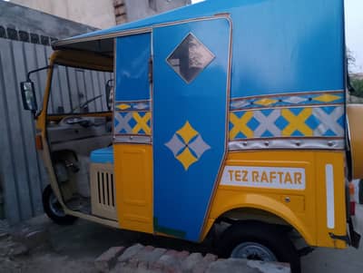 Auto rickshaw for sale
