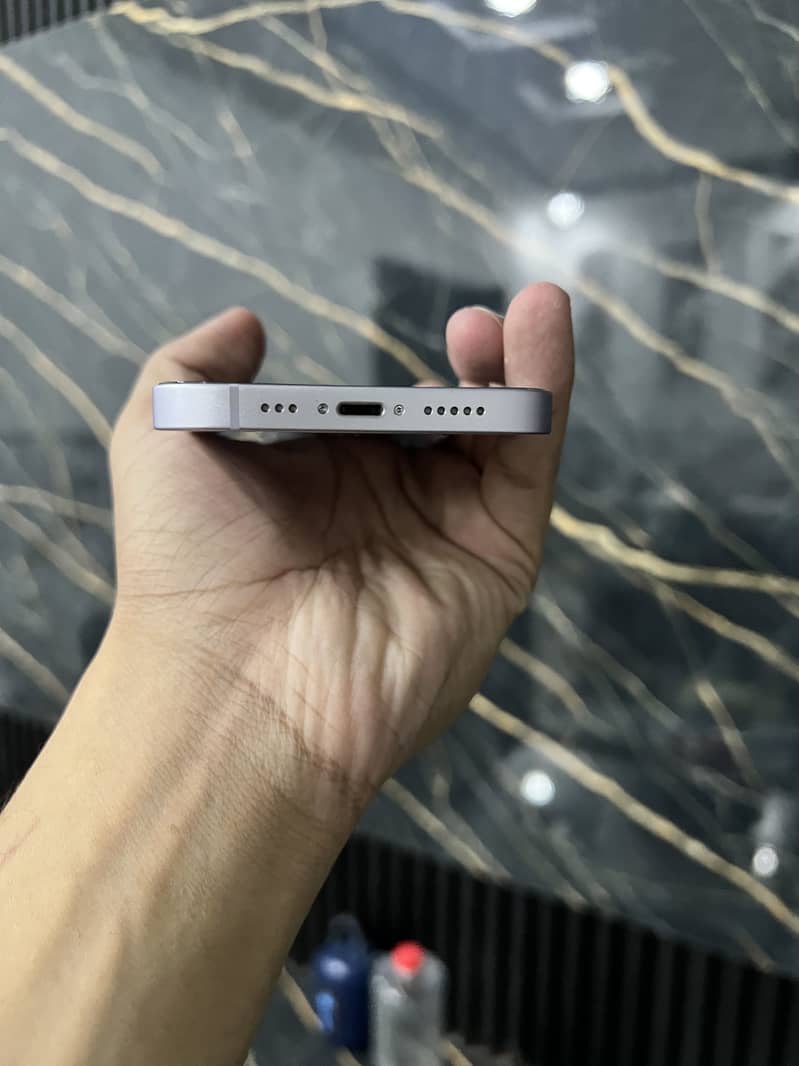 Apple iPhone 14 1