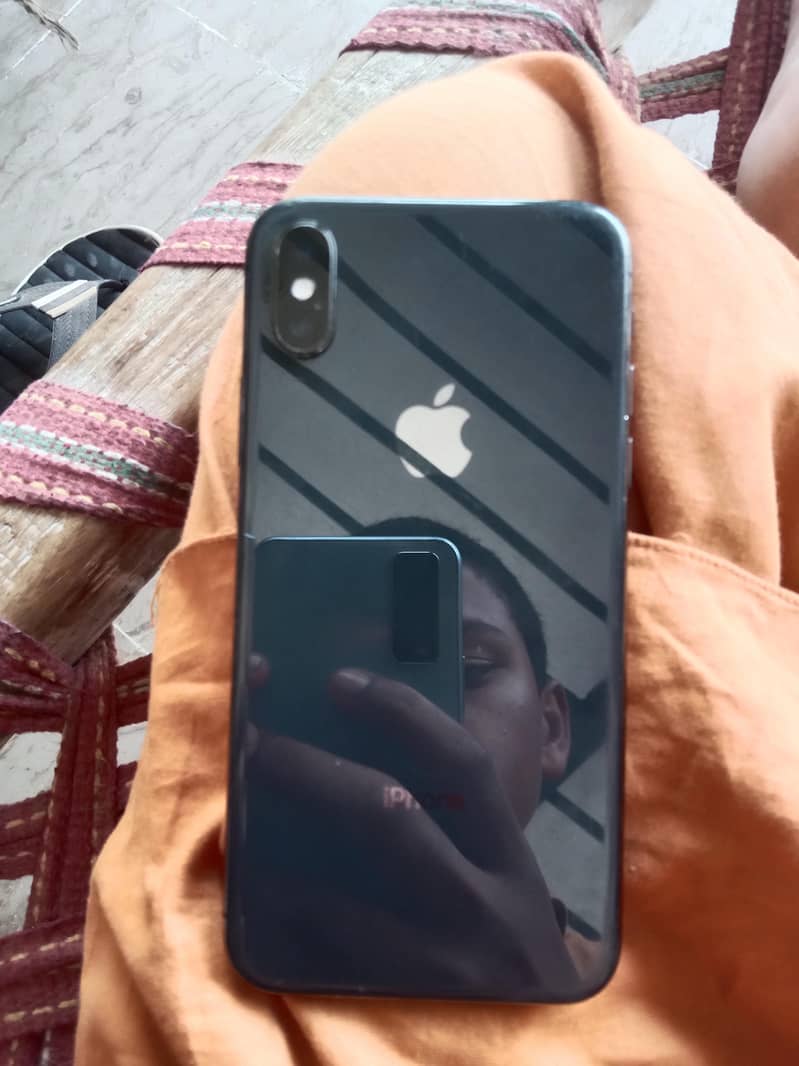Apple iPhone X 0