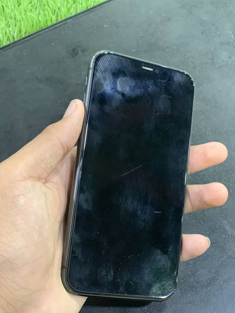 Apple iPhone 11 6