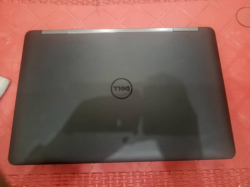 Dell e5540 for gaming and coding 1
