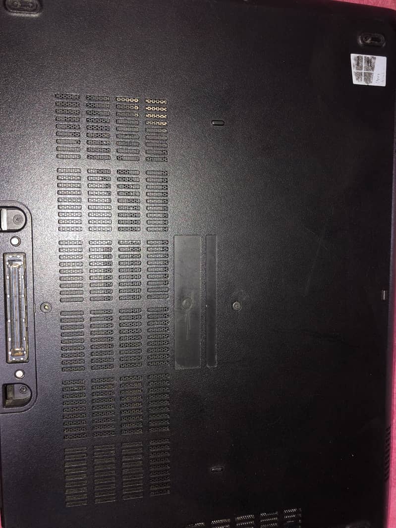 Latitude e5470 0