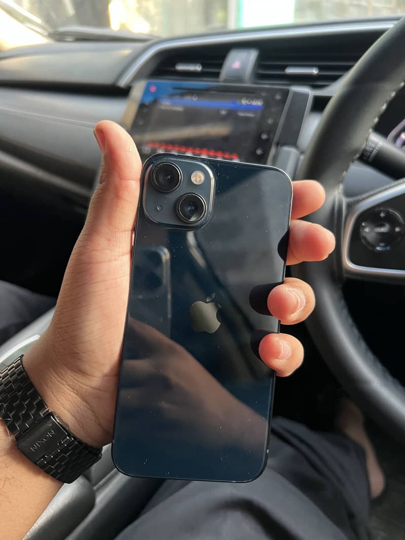 Apple iPhone 13 1
