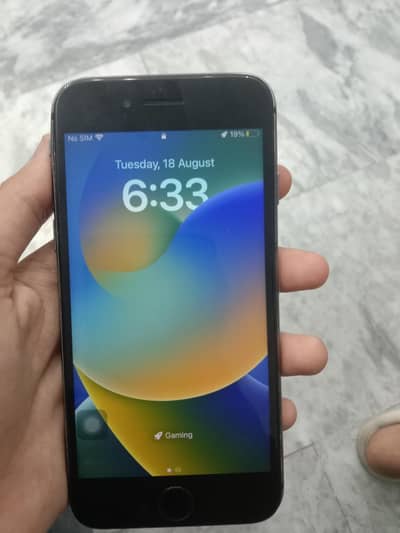 Apple iPhone 8