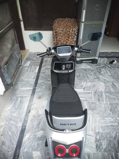 Metro electric Scooty For Sale ( Excellent Condition)