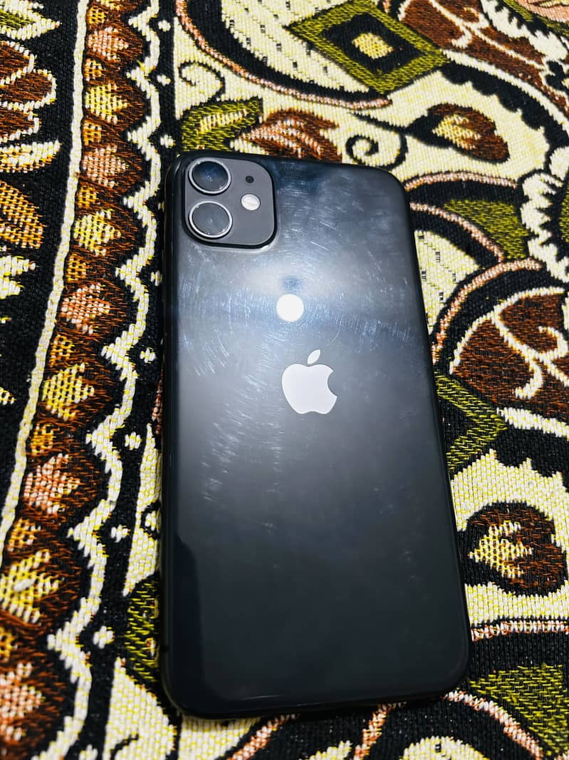 Apple iPhone 11 4
