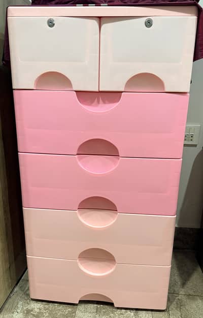 Storage draws