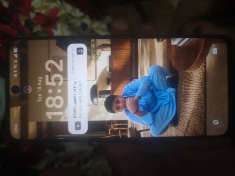 Realme C75 1