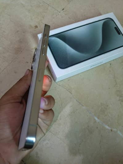 Apple iPhone 15 Pro Max