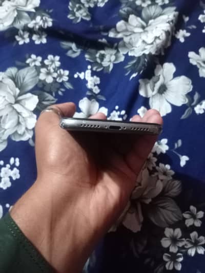 Apple iPhone 11 factory Exchange possible 128gb