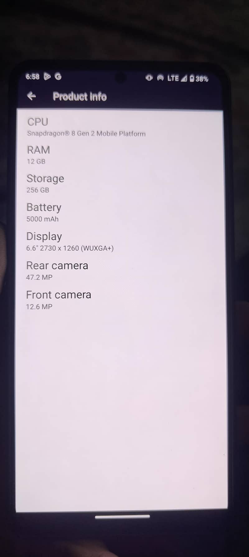 Sharp Aquos R8s pro 4