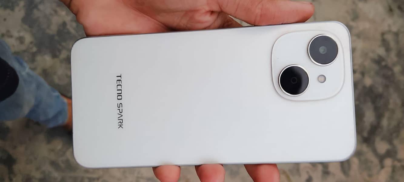 Tecno spark 40c 1