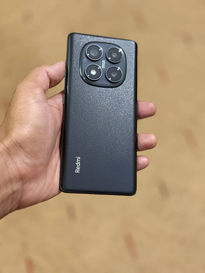 Xiaomi Redmi Note 14 Pro 0