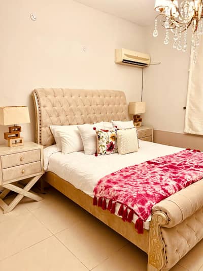 One bed for rent daily basis