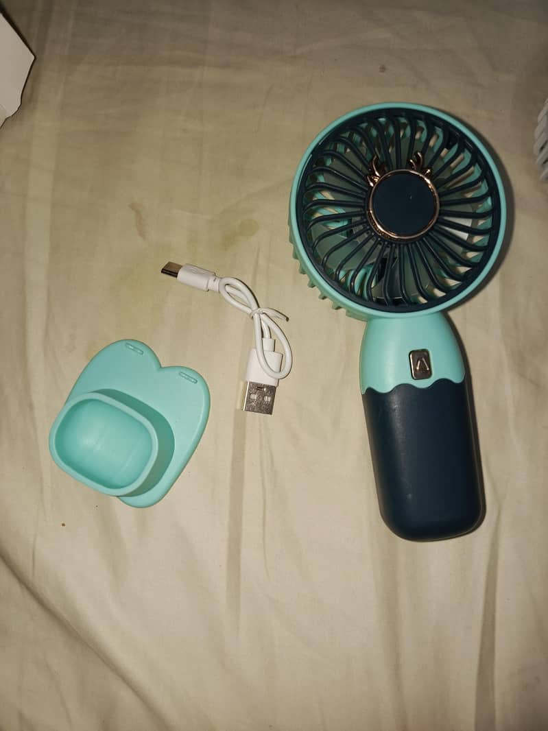 mini fan 2