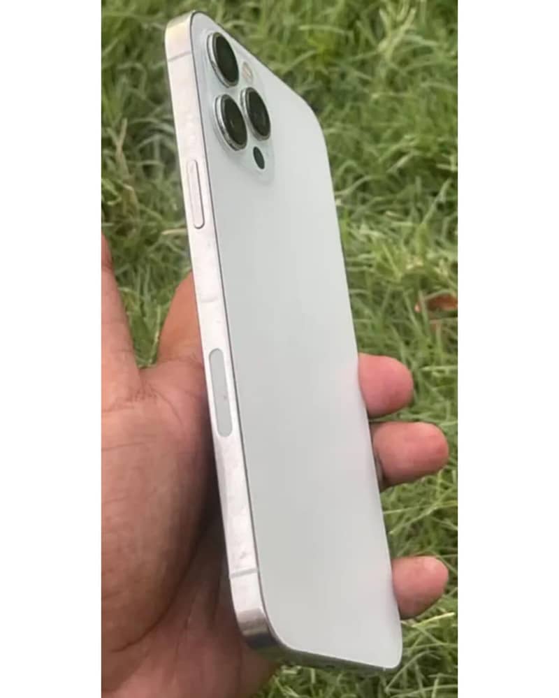 Apple iPhone 12 Pro Max 0