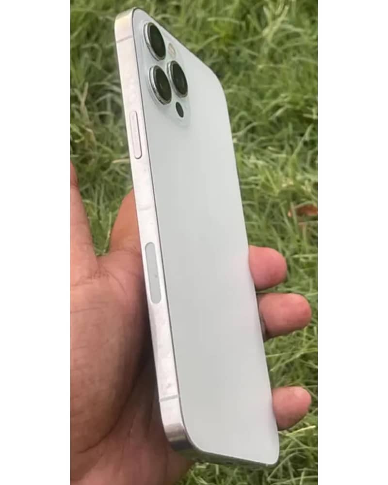 Apple iPhone 12 Pro Max 6